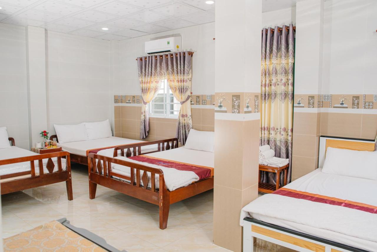 Hiep Hoa Hotel Chau Doc Exterior foto